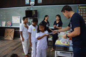 "ค่ายความรู้ครูอาสา & เรียนรู้เพาะเห็ดแบลูกทุ่ง" ที่รร.วัดราษฎ์ธรรมาราม จ.สมุทรสาคร